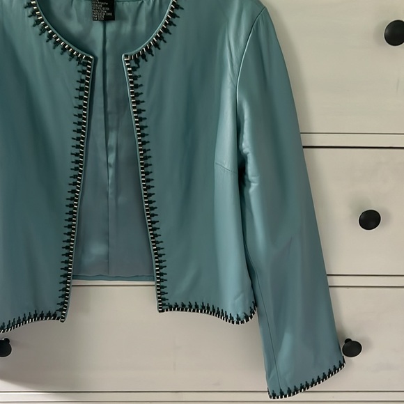 JANE DOE COLLECTION - Picture 3 of 6